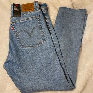 Levi’s wedgie straight leg jeans